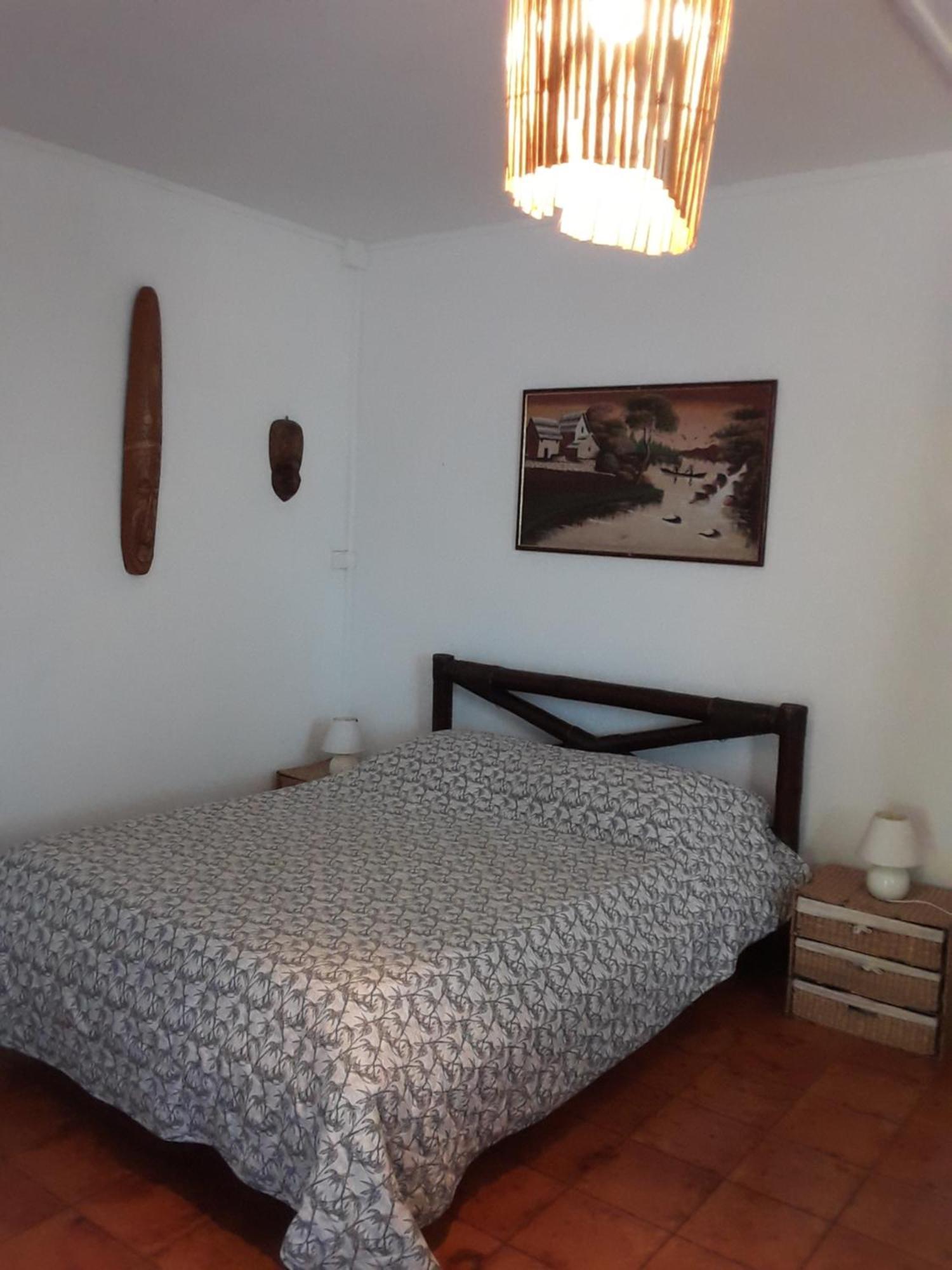 Hotel Le Tulear - Aux 4 Coins Du Monde Saint Pierre Habitación foto